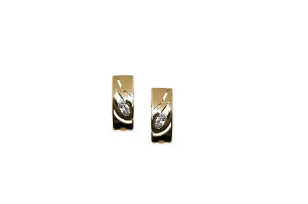 Golden earrings with Zirconia