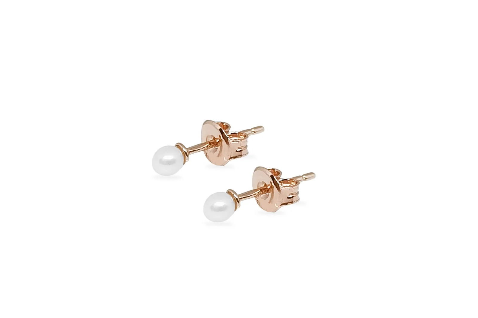 Golden earrings with Pearls