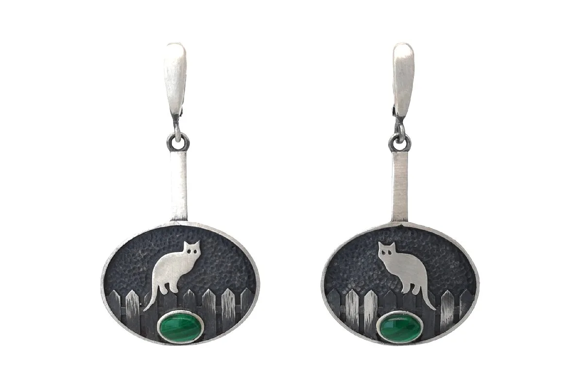Cat on Fence Earrings (Kopija)
