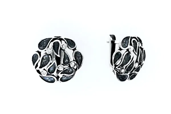 Earrings with Crystal
