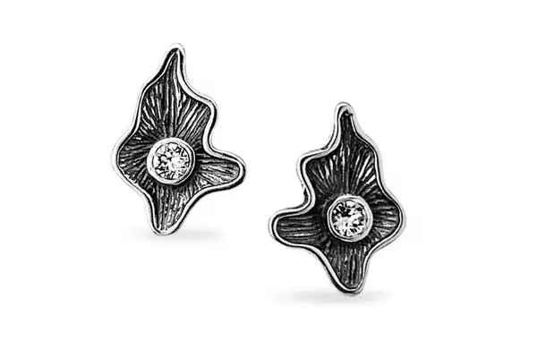 Silver earrings with Crystal