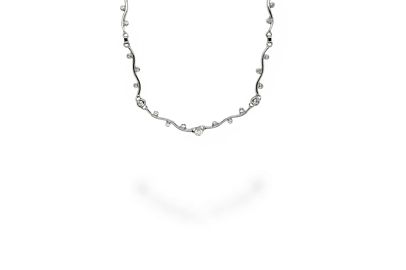 Necklace with Zirconia