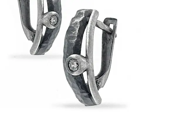 Silver earrings with zircon AU0000500260