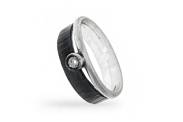 Matte ring with zircon Ž0000400420