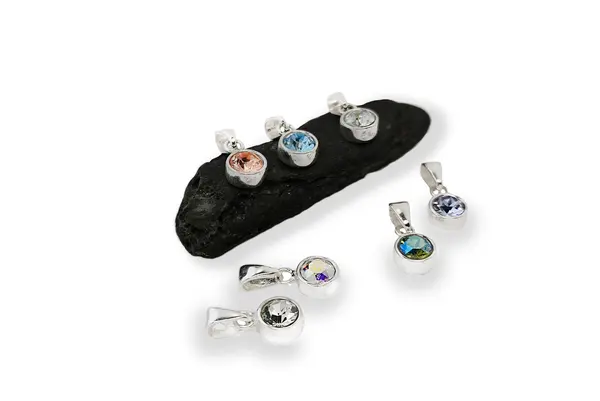Silver pendant with Crystal
