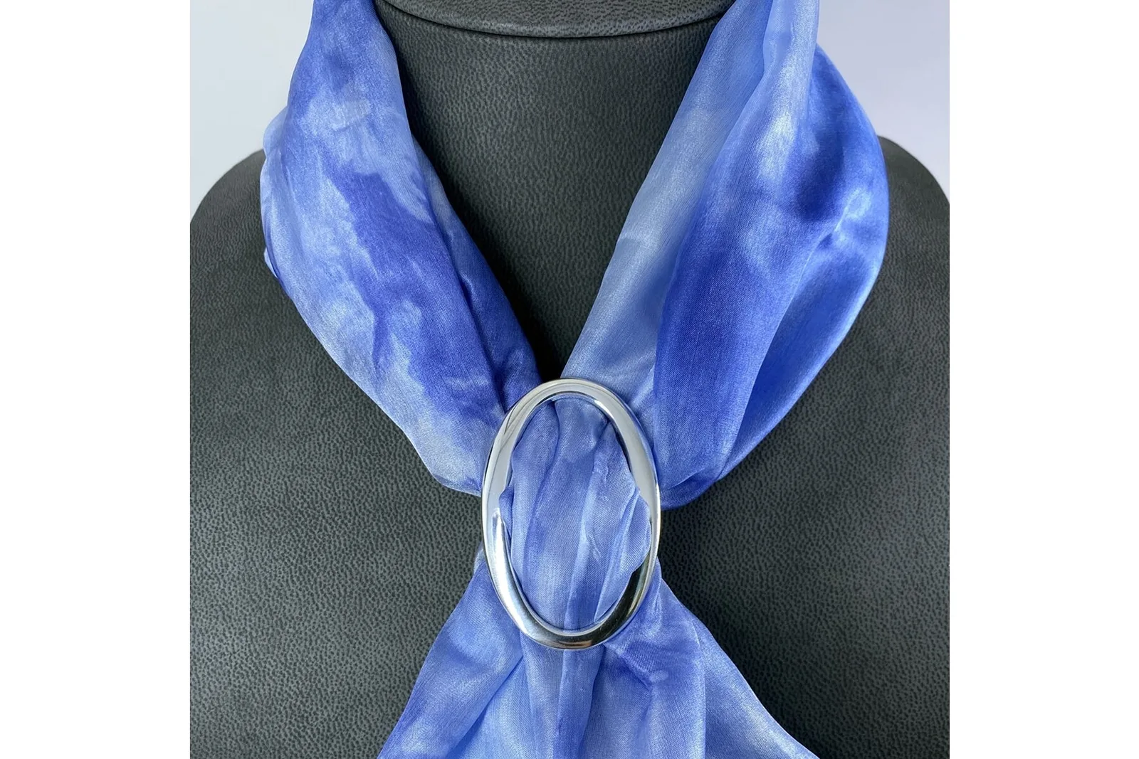 Scarf Buckle