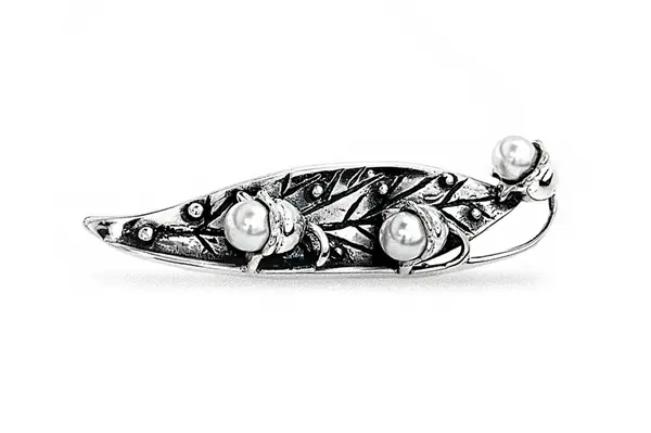 Brooch with Cultivated Pearl SA256300840