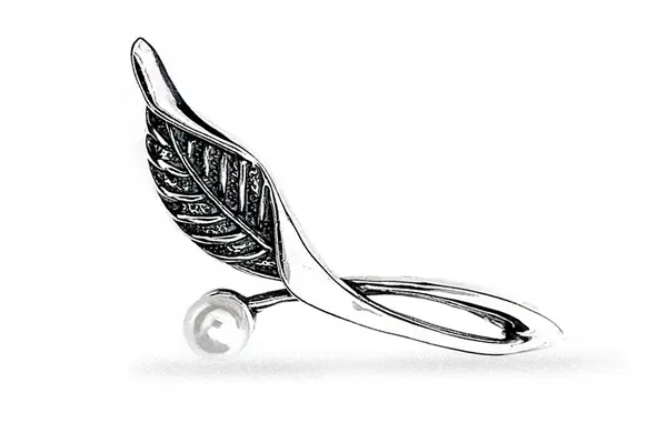 Brooch with Cultivated Pearl SA170300610