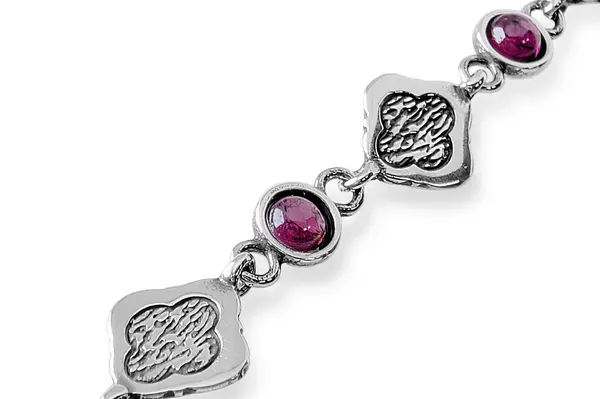 Silver bracelet with Garnets