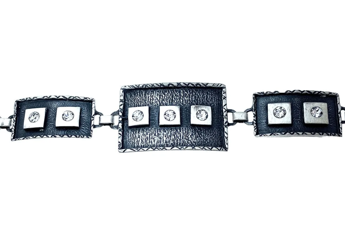 Silver bracelet with Crystal Glass