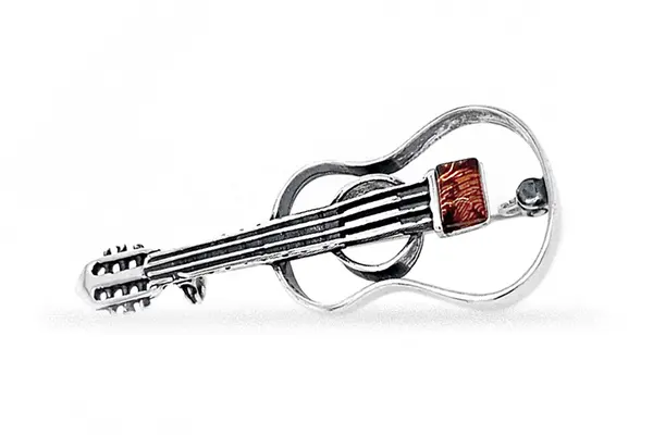 Sidabrinė segė "Gitara" su gintaro gabalėliu