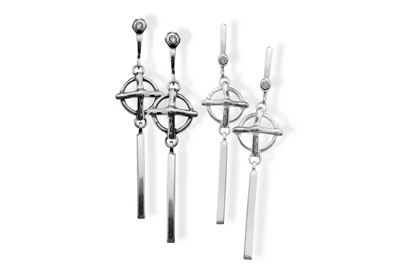 Silver earrings with Zircon