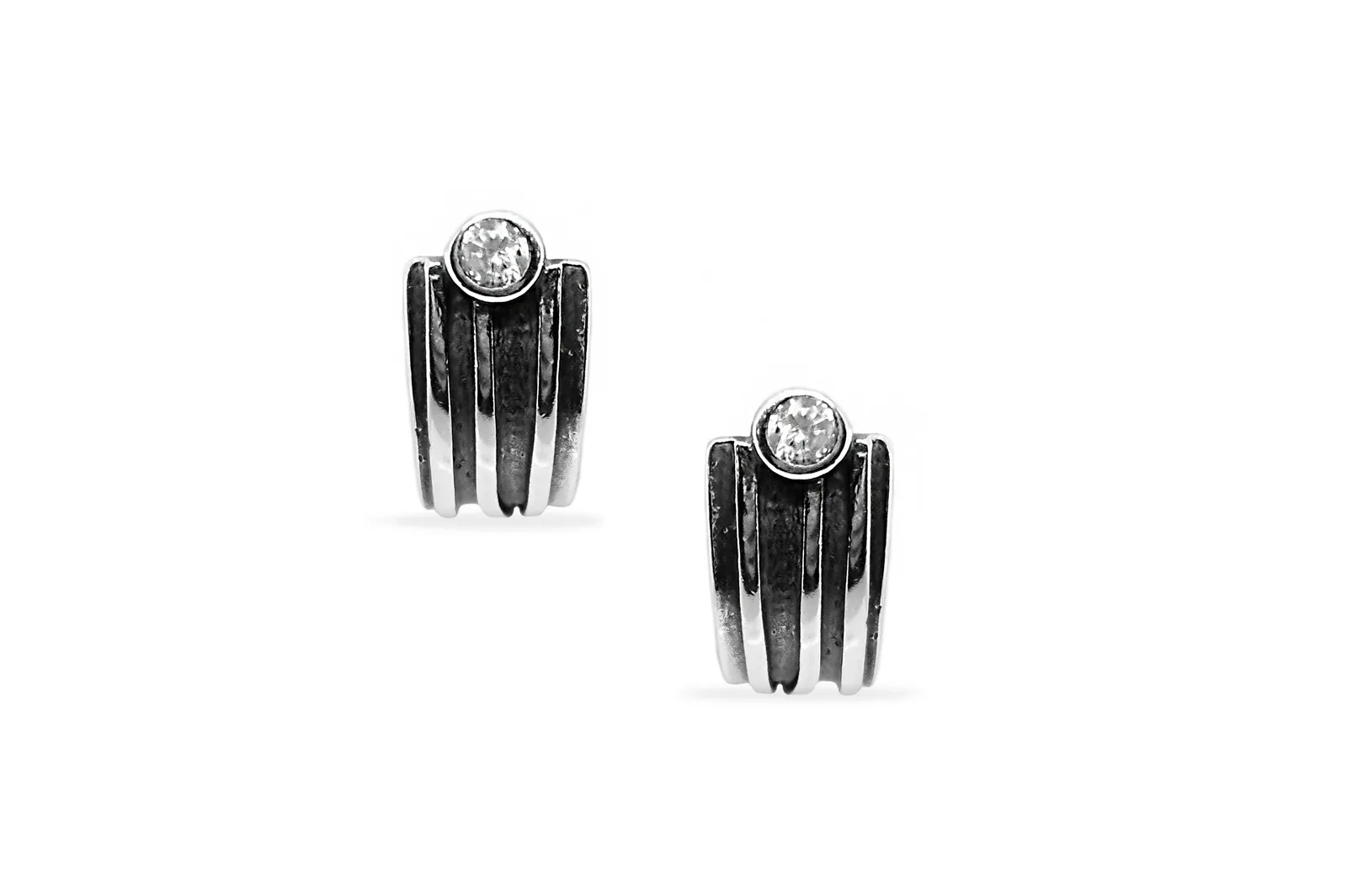 Silver earrings with Zircons