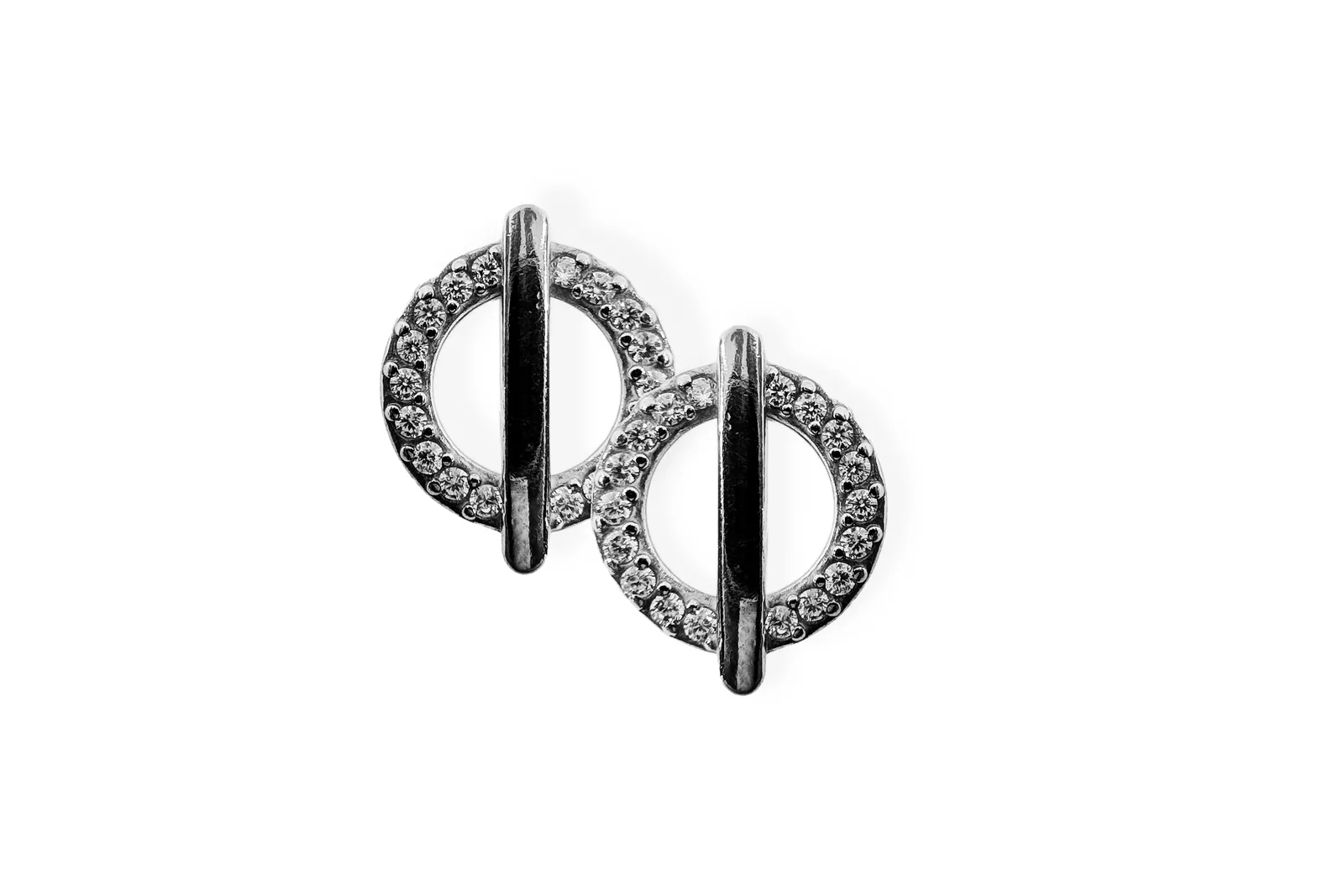Silver earrings with Zircons