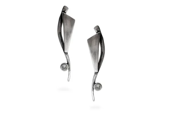 Silver earrings with Zircons