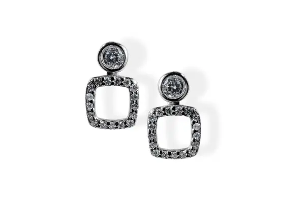 Silver earrings with Zircons