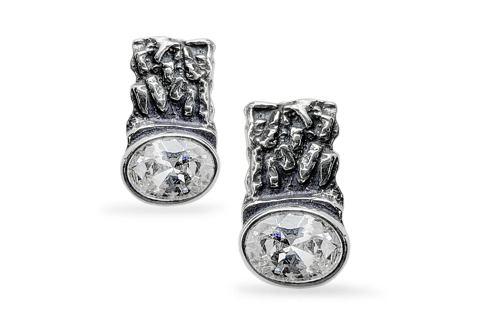 Silver earrings with Zircons