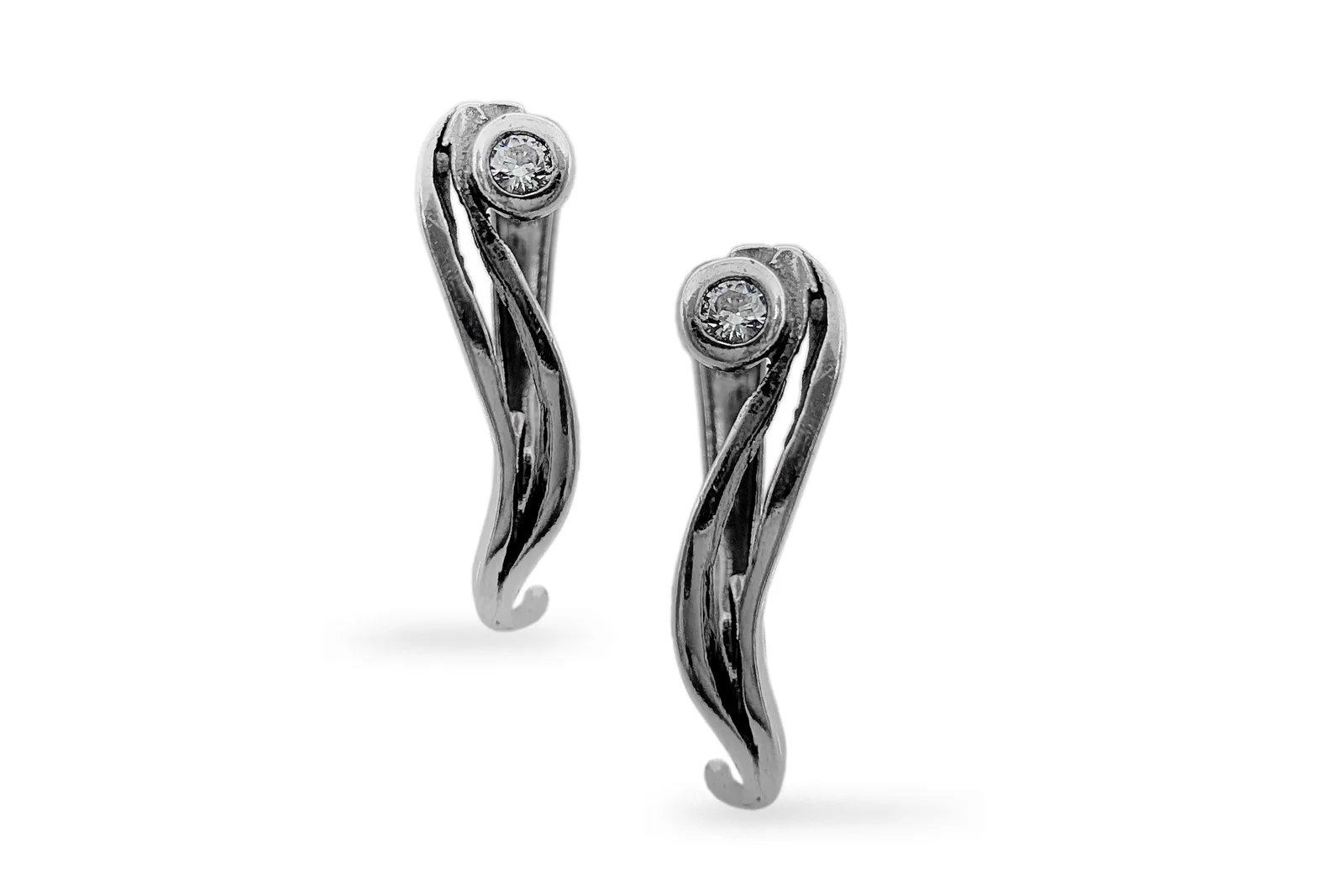 Silver earrings with Zircon