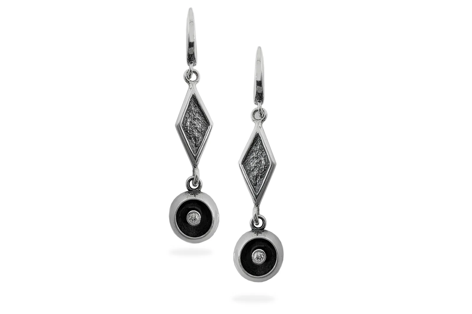 Silver earrings with Zircon