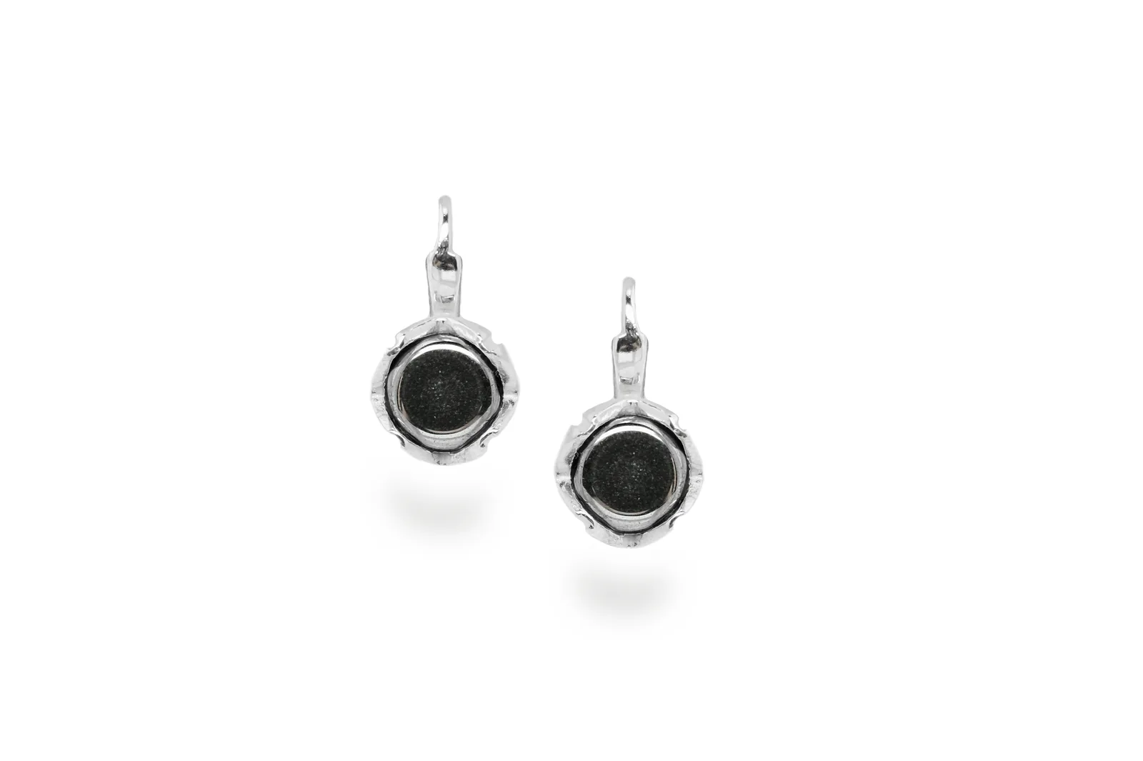 Silver earrings with Hematite