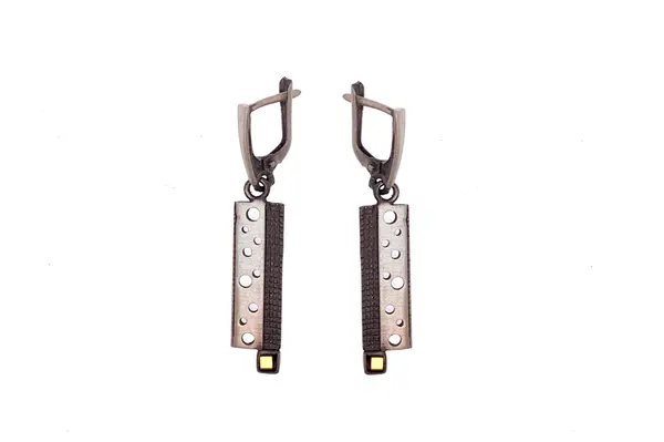 Silver earrings with Hematite A0000400550