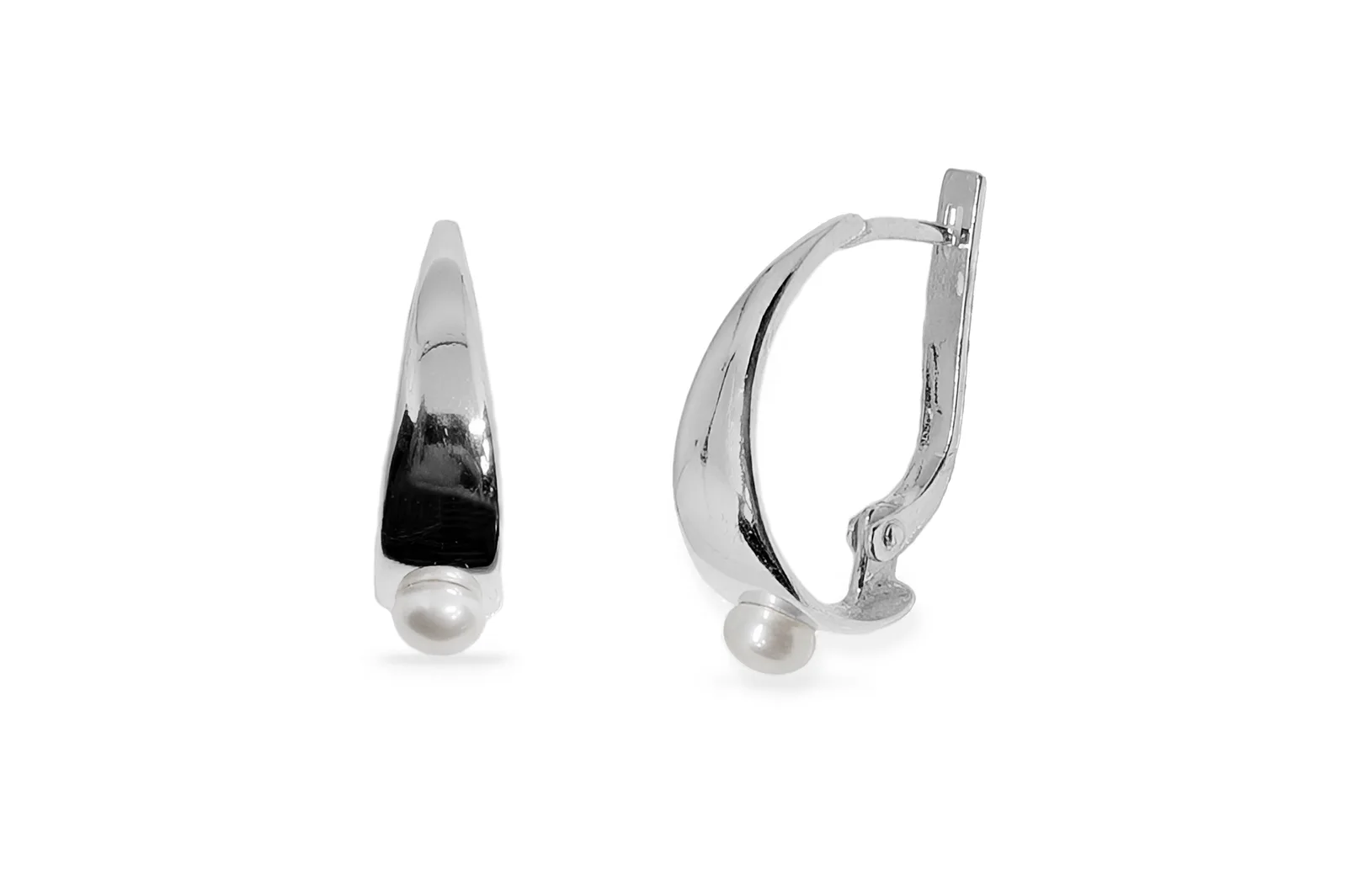 Silver earrings with Pearls
