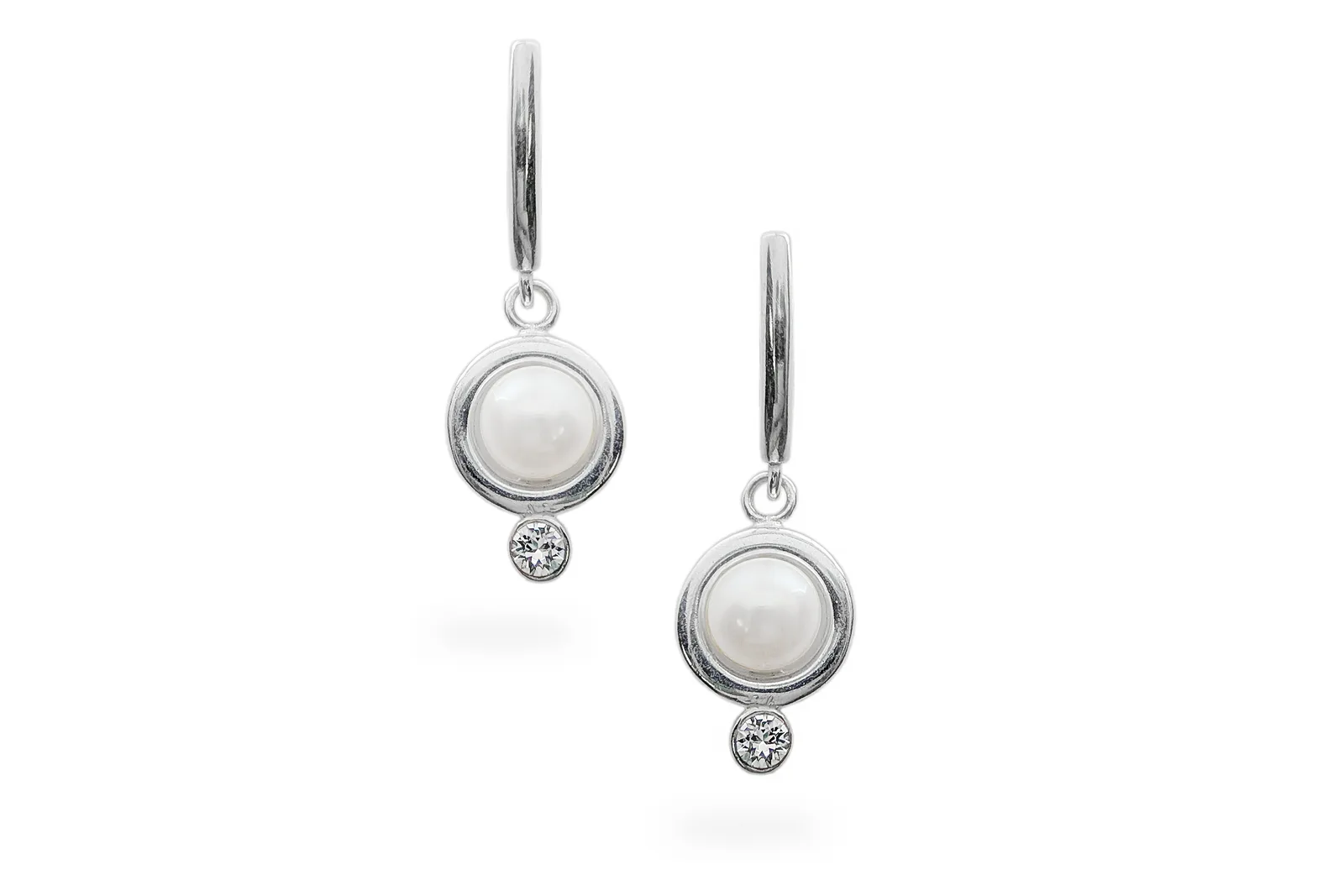Silver earrings with Pearls
