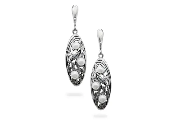 Silver earrings with Pearls