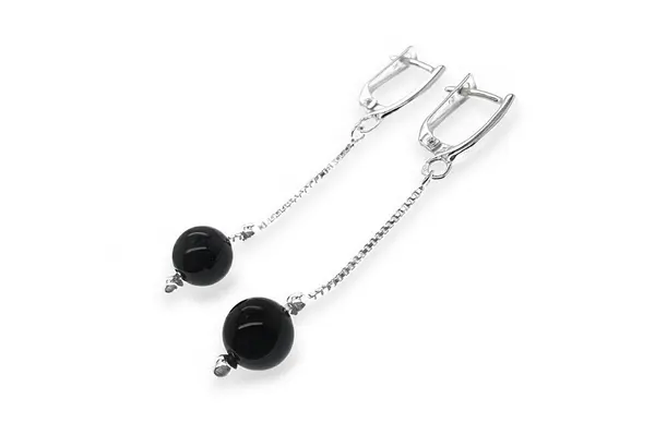 Silver dangling earrings with onyx AU0000400380