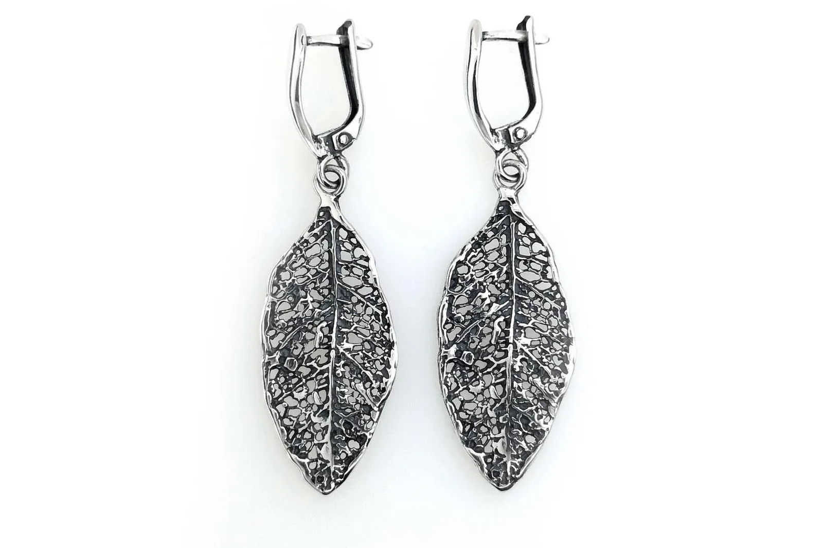 Sterling Silver Leaf Earrings A1860300600