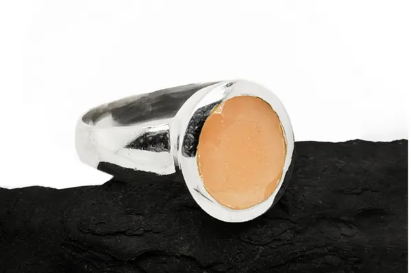 Silver ring with Aventurine