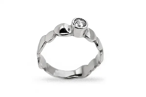 Silver ring with Zircon
