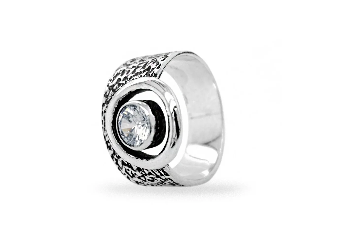 Sterling silver ring with Cubic Zirconia Z1806350630