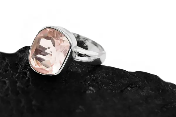 Silver ring with Rose quartz