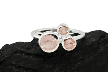 Silver ring with Rose quartz
