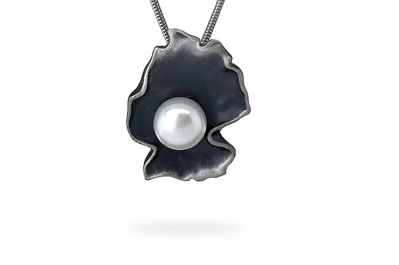 Pearl Pendant P1742350620