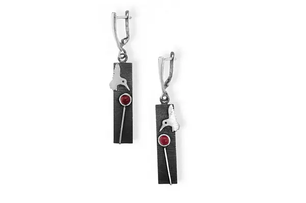 One-of-a-kind earrings with Coral - Hummingbird