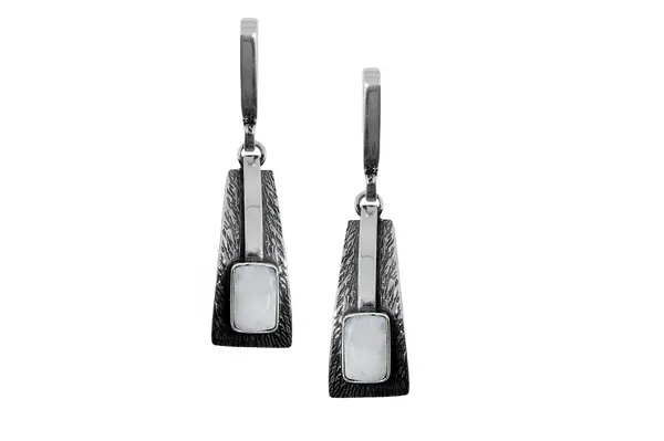 Exclusive earrings with Moonstone
