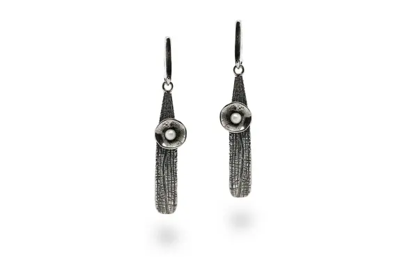One-of-a-kind earrings with Pearls