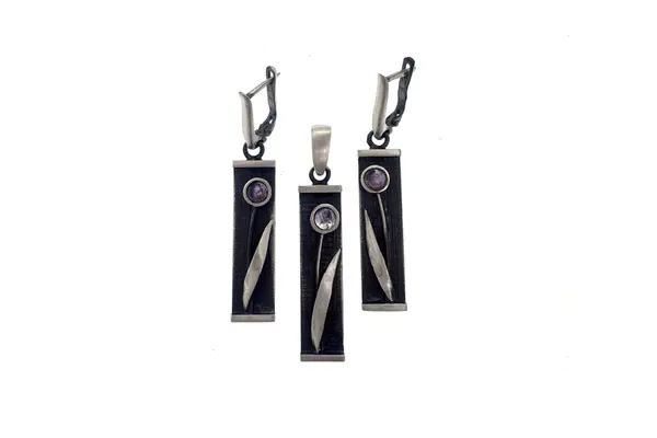 Exclusive set with amethyst