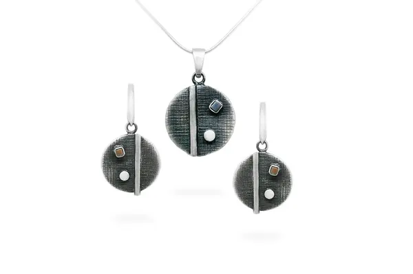 Exclusive set with Hematites