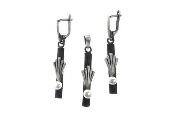 Exclusive set with Cultured pearl