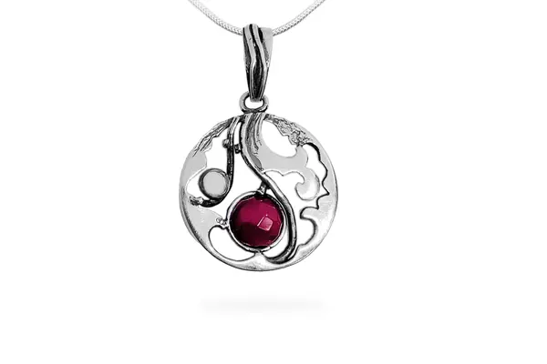 Exclusive pendant with Coral