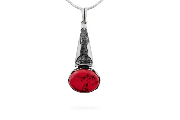 Exclusive pendant with Coral