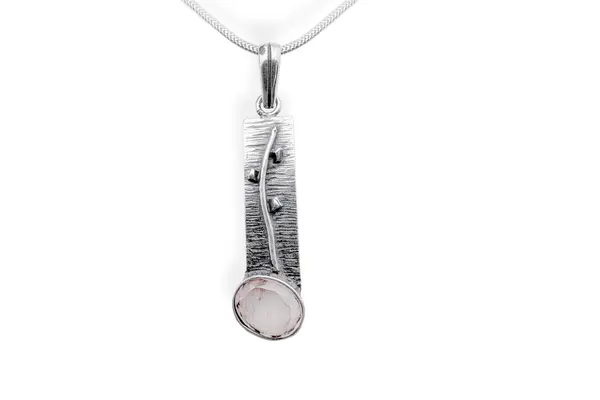 Exclusive pendant with Quartz