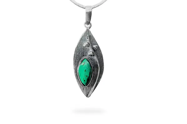 Exclusive pendant with Malachite