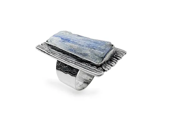 Exclusive ring with Kyanite