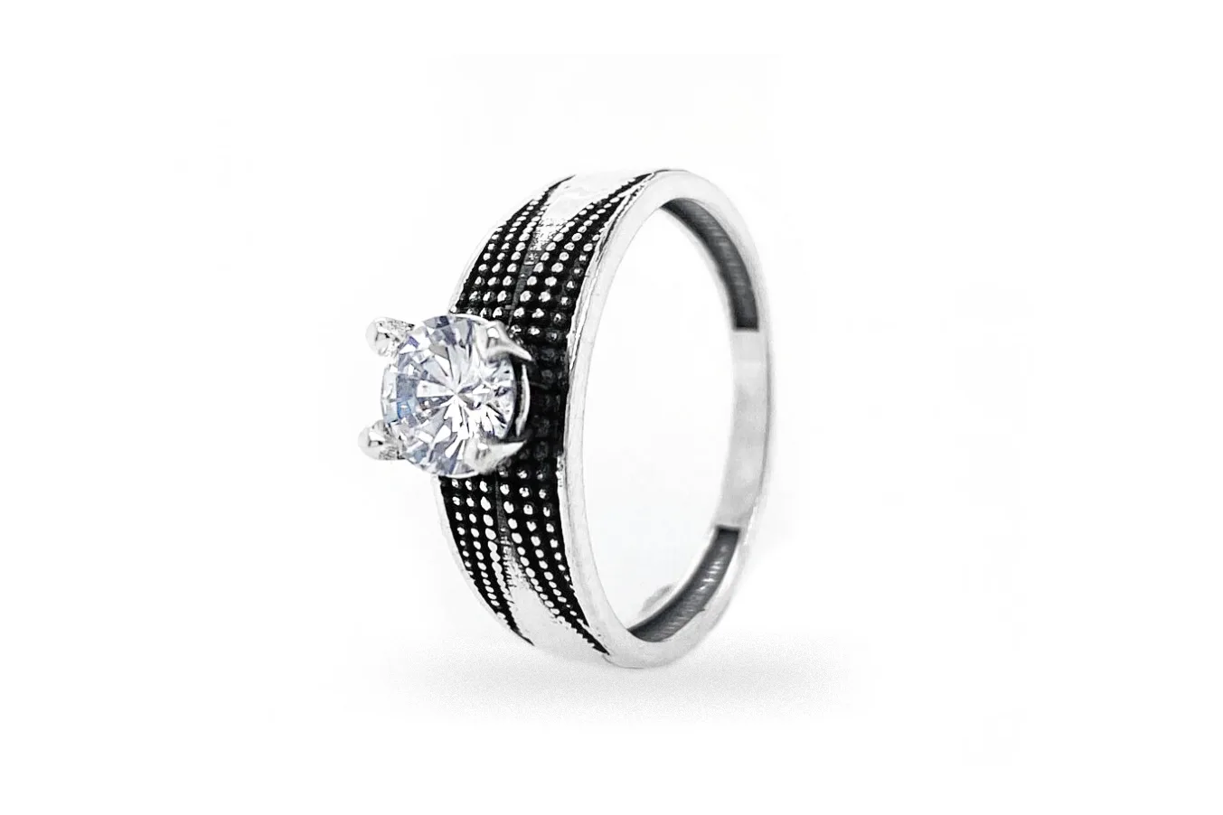 Cubic Zirconia Ring Z2034400270