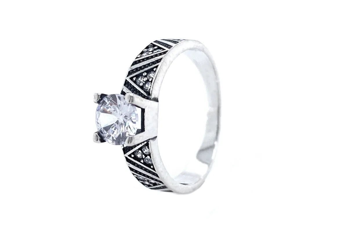 Cubic Zirconia Ring Z2070500300
